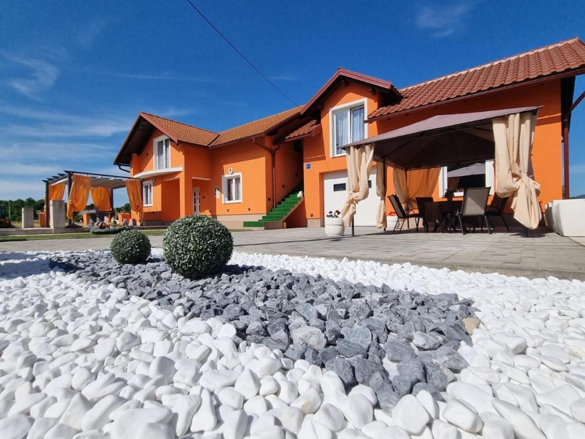 Luxury Apartment Megy Otočac 外观 照片