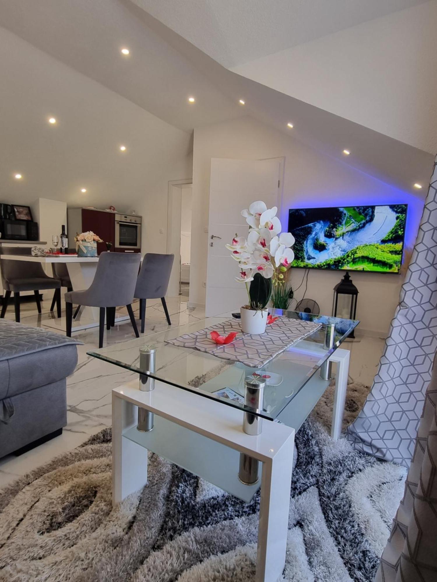 Luxury Apartment Megy Otočac 外观 照片