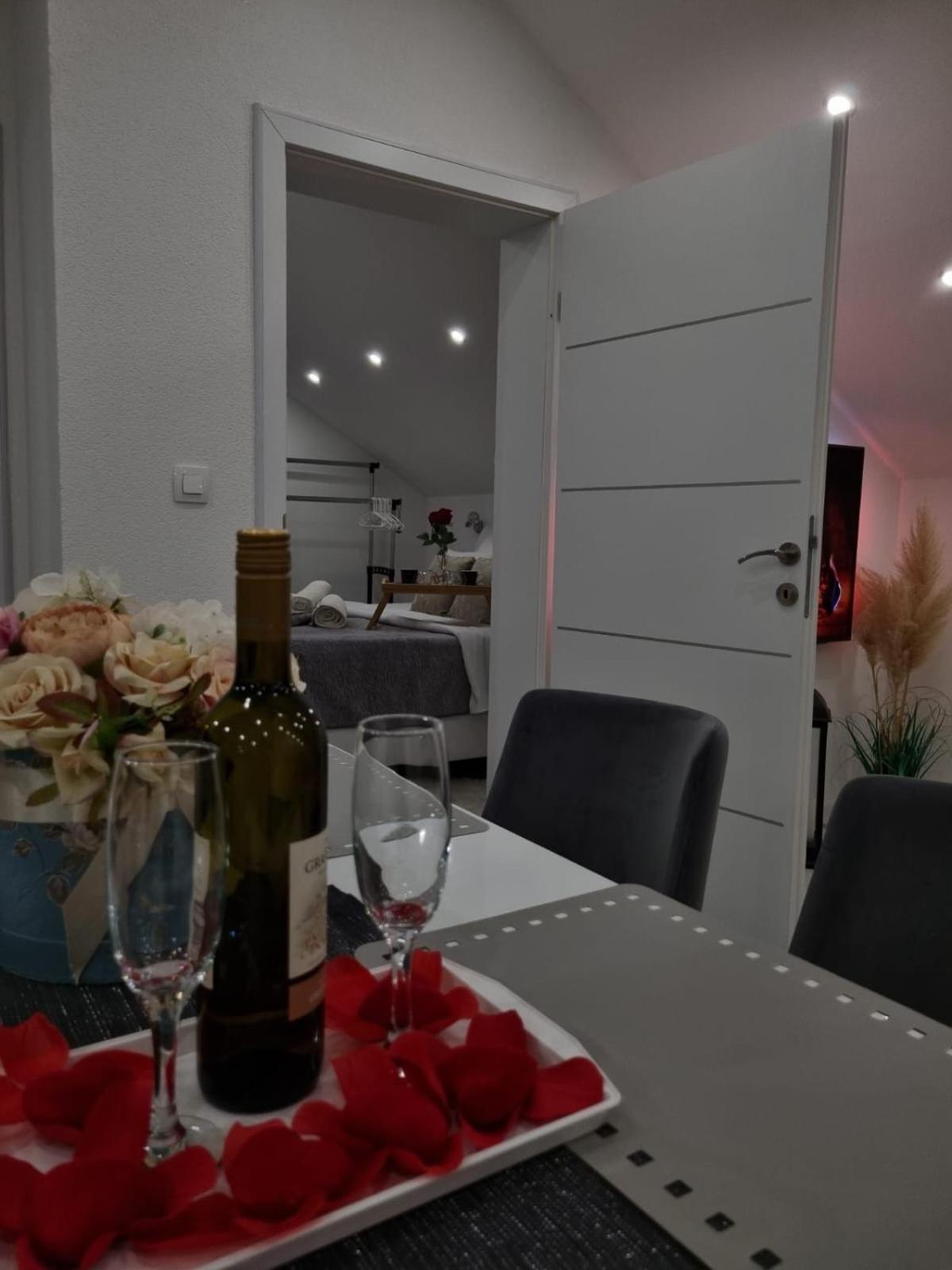 Luxury Apartment Megy Otočac 外观 照片